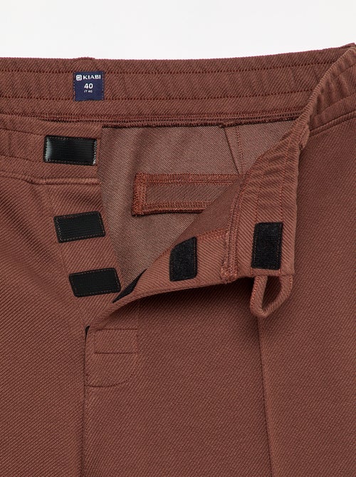 Chino regular a tinta unita - collezione facile da indossare - Kiabi Chino regular a tinta unita - collezione facile da indossare - Kiabi
