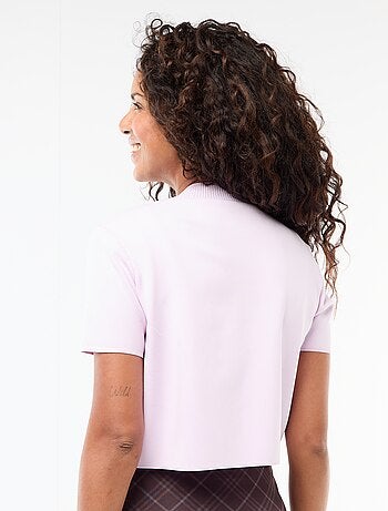 Chiusura con gioiello dorato al collo