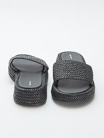 Ciabatta con zeppa effetto paglia