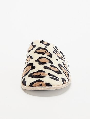 Ciabatte con stampa leopardata