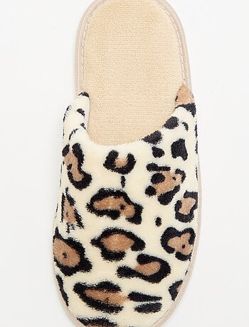 Ciabatte con stampa leopardata