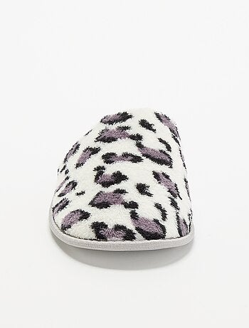 Ciabatte con stampa leopardata