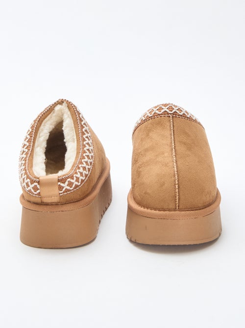 Ciabatte mules in simil suede con dettagli - Kiabi