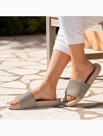 Ciabatte suola comoda e leggera, sandalo da spiaggia e da piscina Isotoner