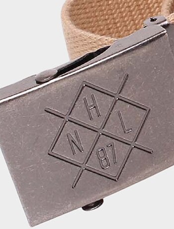 Cintura con chiusura a cinturino