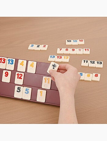 Classico gioco da tavolo rummy con tessere e supporti per 2-4 giocatori cb games