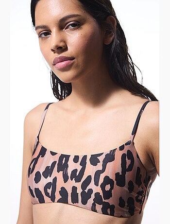 Clove top bikini con taglio minimal e stampa leopardata penti
