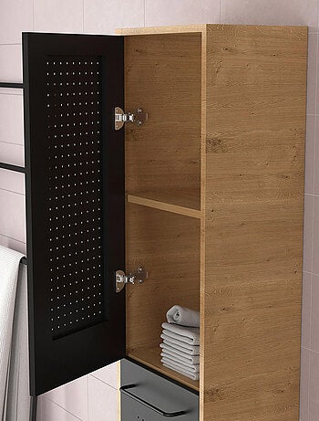 Colonna bagno in stile Indo