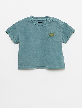 Completo 2 pezzi t-shirt ricamata + shorts