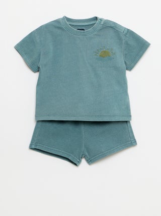 Completo 2 pezzi t-shirt ricamata + shorts