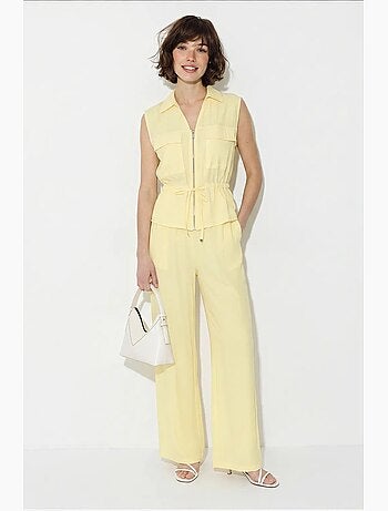 Completo coordinato elegante due pezzi con gilet e pantaloni larghi lucci