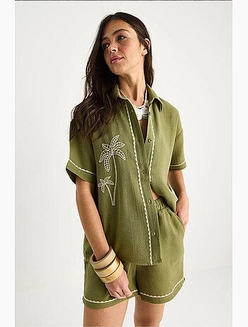 Completo coordinato in cotone ricamato a due pezzi con colletto da camicia lucci