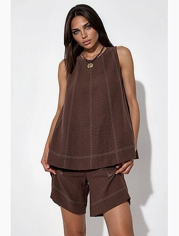 Completo coordinato relax fit con dettagli di impunture hiccup