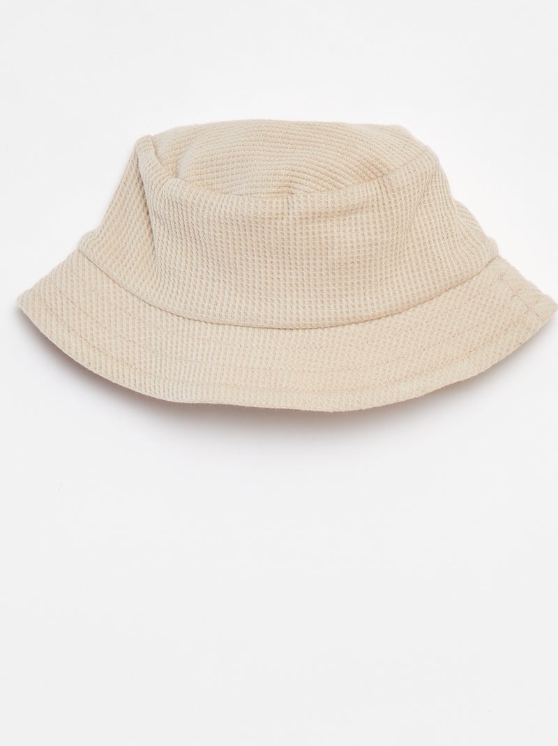 Completo corto t-shirt + shorts + cappellino bob - 3 pezzi BEIGE - Kiabi