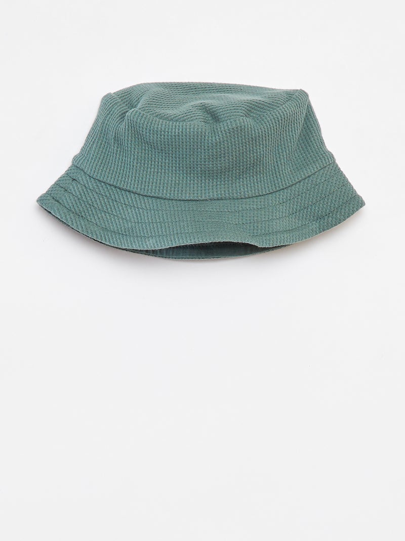 Completo corto t-shirt + shorts + cappellino bob - 3 pezzi VERDE - Kiabi