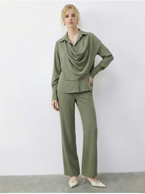 Completo due pezzi a vita alta e gamba larga con colletto a camicia lucci - Kiabi Completo due pezzi a vita alta e gamba larga con colletto a camicia lucci - Kiabi