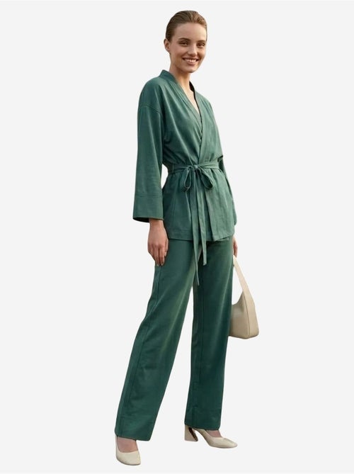 Completo due pezzi con cintura, scollo a v e maniche lunghe my fashion - Kiabi Completo due pezzi con cintura, scollo a v e maniche lunghe my fashion - Kiabi