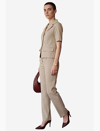 Completo due pezzi con giacca corta abbottonata a maniche corte e pantaloni my fashion