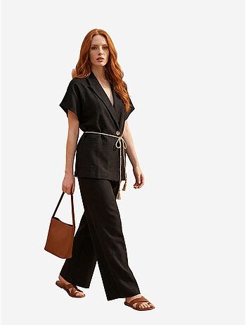 Completo due pezzi con scollo a v a vita alta e dettaglio con laccetto my fashion