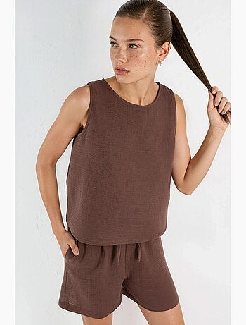 Completo due pezzi con top in mussola senza maniche e shorts hiccup