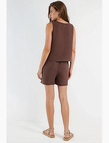 Completo due pezzi con top in mussola senza maniche e shorts hiccup