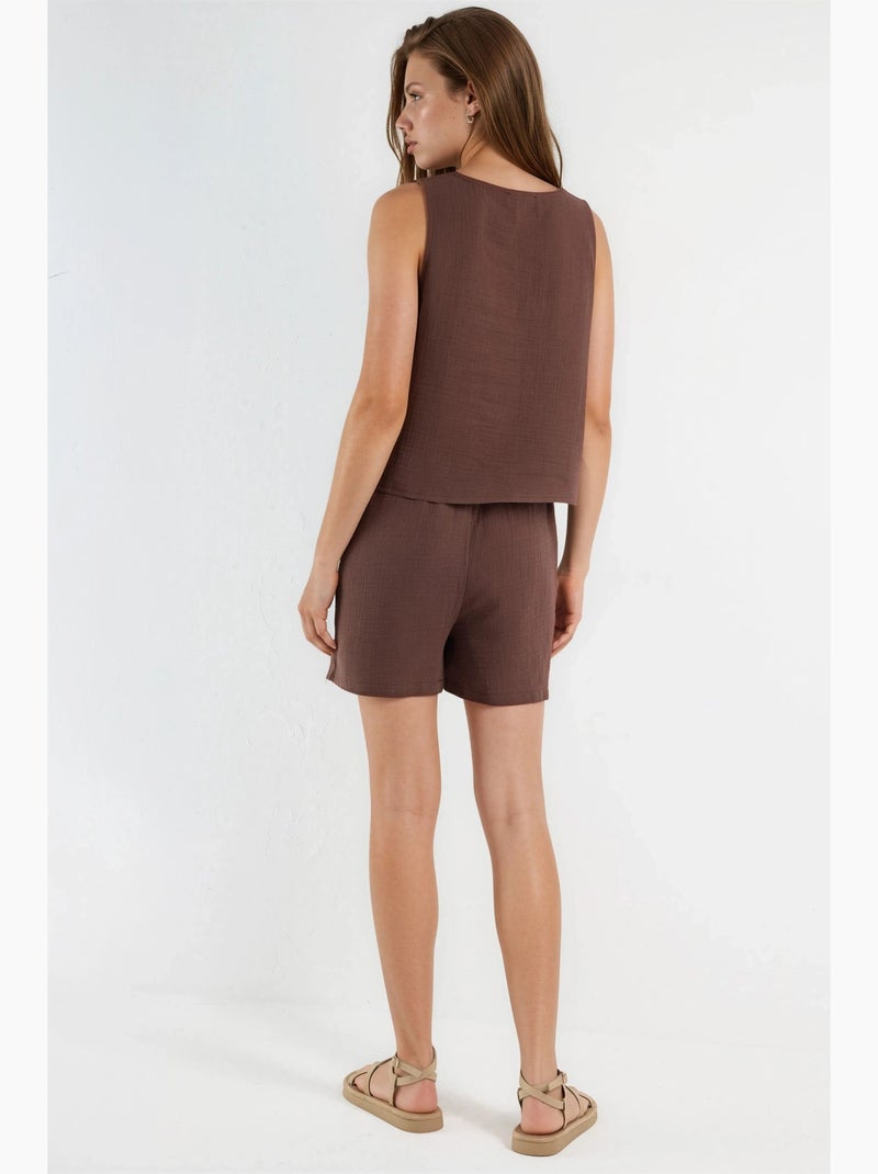 Completo due pezzi con top in mussola senza maniche e shorts hiccup Marrone cioccolato - Kiabi