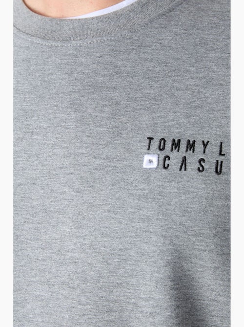 Completo felpa e pantaloni oversize girocollo tommy - Kiabi Completo felpa e pantaloni oversize girocollo tommy - Kiabi