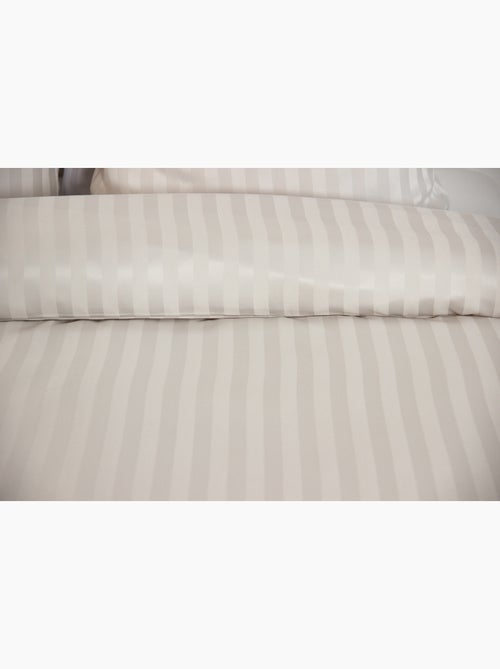 Completo letto in raso - Kiabi Completo letto in raso - Kiabi