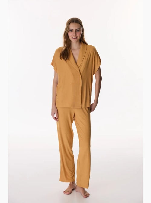 Completo pigiama cinnamon margot a coste con pantaloni e maniche corte penti - Kiabi Completo pigiama cinnamon margot a coste con pantaloni e maniche corte penti - Kiabi