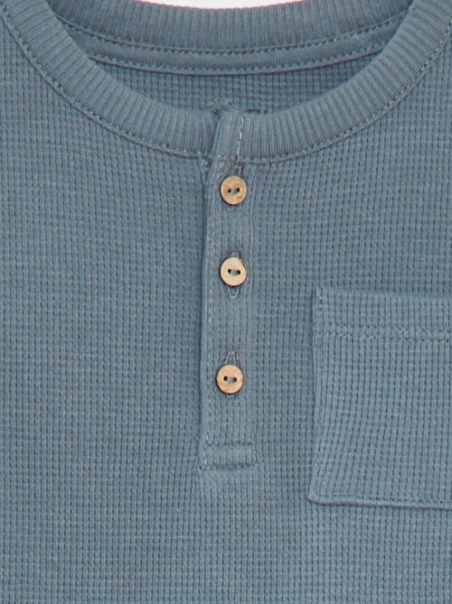 Completo pigiama corto t-shirt + shorts in maglia goffrata - 2 pezzi - Kiabi