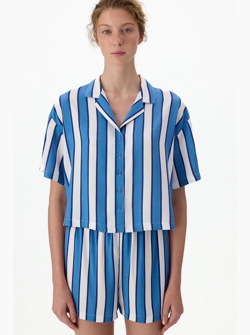 Completo pigiama vacation a righe con camicia a maniche corte e shorts penti Bianco Blu - Kiabi