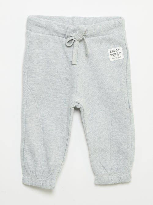 Completo T-shirt + pantaloni da jogging - Kiabi Completo T-shirt + pantaloni da jogging - Kiabi