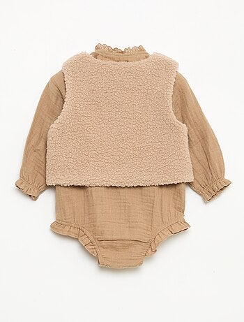 Completo tutina + gilet + collant
