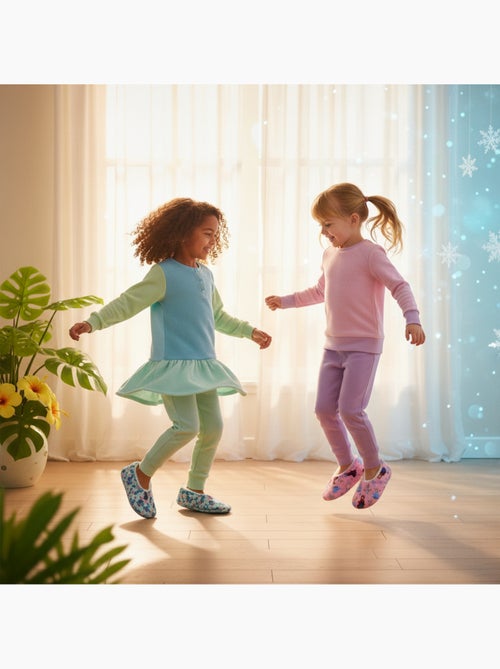 Confezione 2 paia Pantofole Bambina Disney Antiscivolo Imbottite - Kiabi Confezione 2 paia Pantofole Bambina Disney Antiscivolo Imbottite - Kiabi