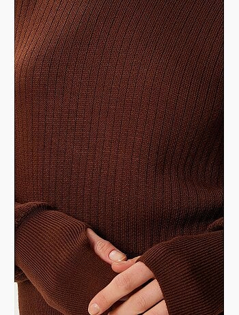 Coordinato a due pezzi in maglia a coste con dolcevita mezzo collo istanbul