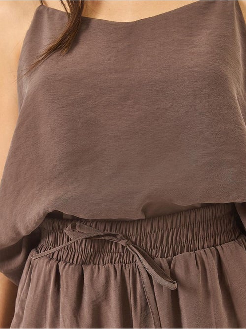 Coordinato con canotta senza maniche e pantaloni a gamba ampia lucci - Kiabi Coordinato con canotta senza maniche e pantaloni a gamba ampia lucci - Kiabi