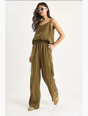 Coordinato con canotta senza maniche e pantaloni a gamba ampia lucci