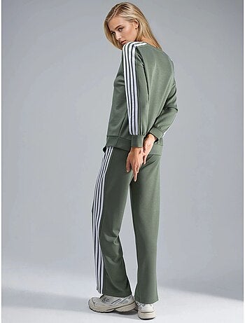Coordinato con felpa a righe con girocollo e pantaloni a gamba dritta hiccup