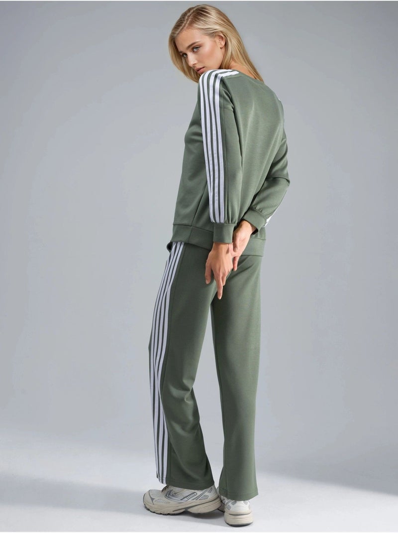 Coordinato con felpa a righe con girocollo e pantaloni a gamba dritta hiccup Verde kaki - Kiabi