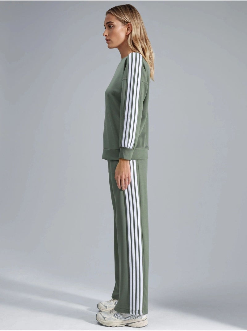 Coordinato con felpa a righe con girocollo e pantaloni a gamba dritta hiccup Verde kaki - Kiabi