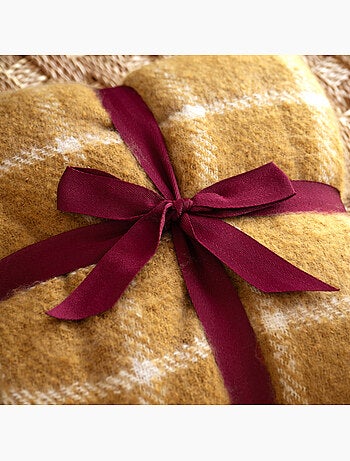 Coperta a quadri effetto mohair con frange
