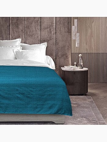 Coperta in policotone leggera e versatile