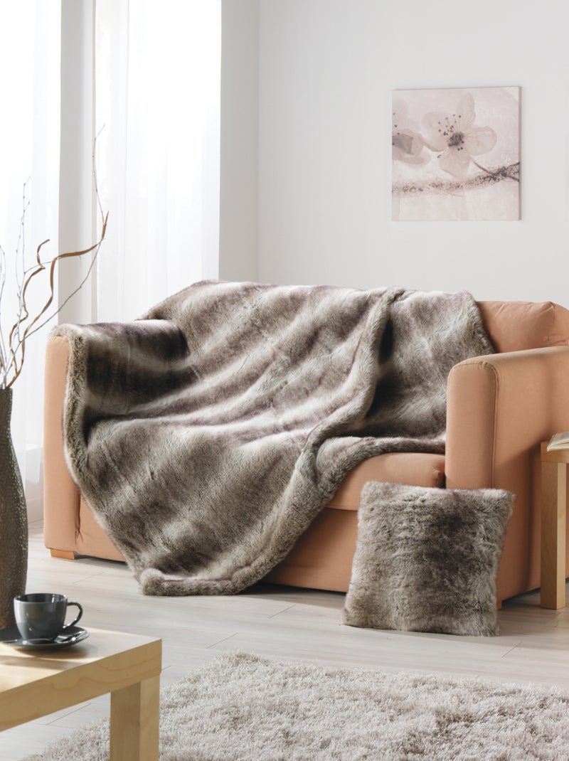 Coperta in similpelliccia effetto lupo con fodera in velluto Marrone scuro - Kiabi