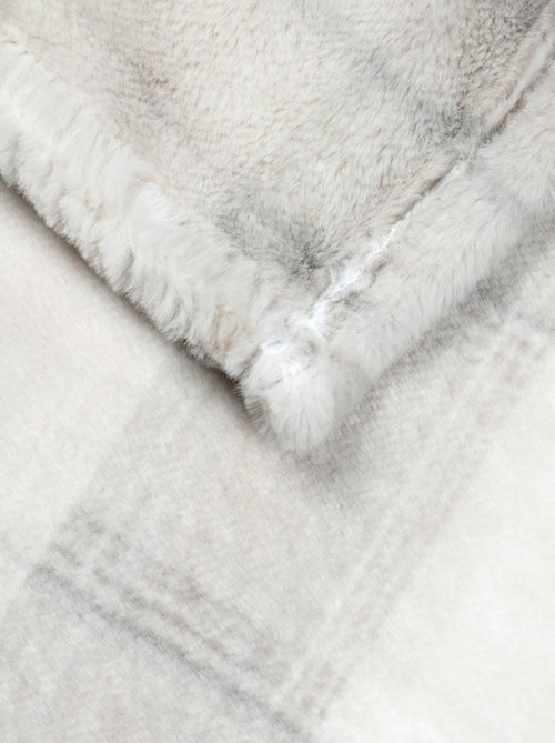 Coperta tartan plaid in finta pelliccia - Kiabi Coperta tartan plaid in finta pelliccia - Kiabi