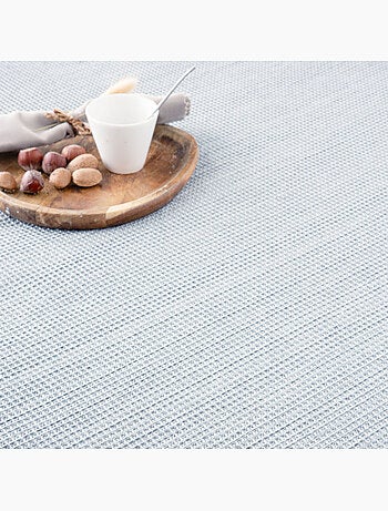 Coperta tipo Plaid, tessuto strutturato in filato tinto a rilievo a nido d'ape, con frange - Gamusi