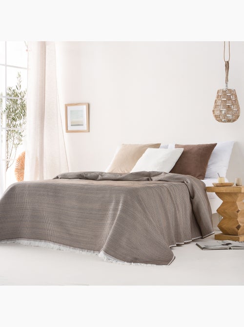 Coperta tipo Plaid, tessuto strutturato in filato tinto a rilievo a nido d'ape, con frange - Gamusi - Kiabi Coperta tipo Plaid, tessuto strutturato in filato tinto a rilievo a nido d'ape, con frange - Gamusi - Kiabi