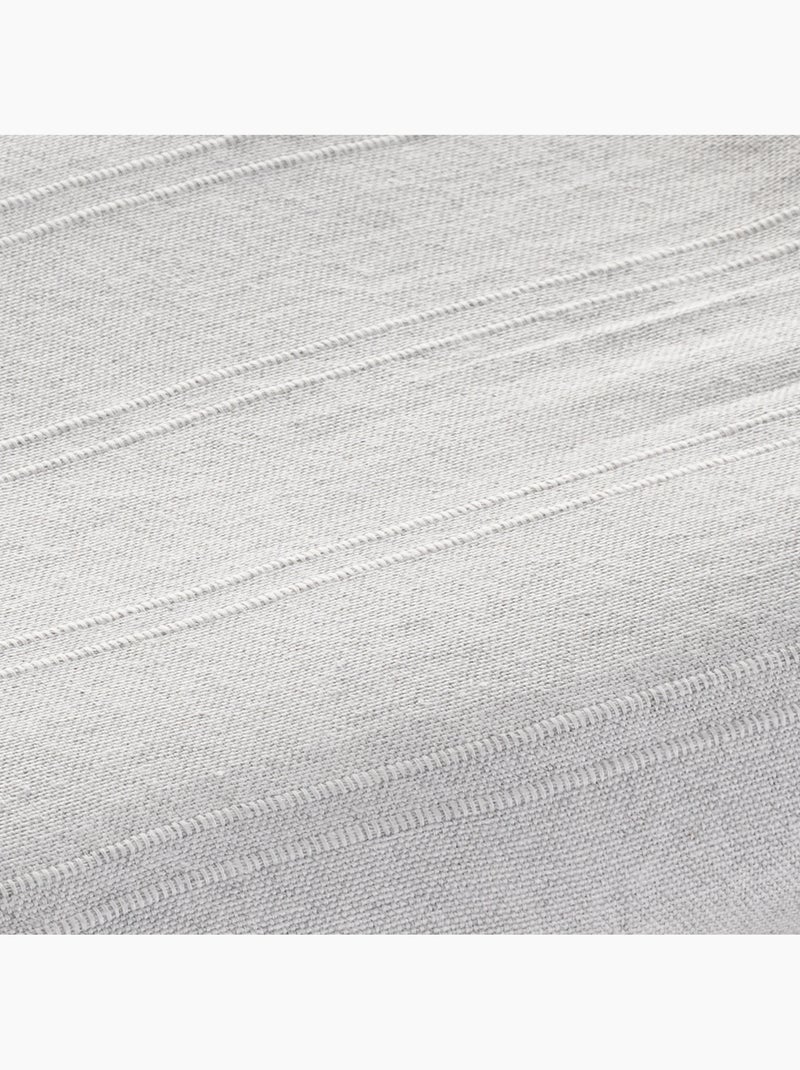 Coperta tipo Plaid, tessuto strutturato in filato tinto, con bordo rifinito - Gamusi Grigio chiaro - Kiabi