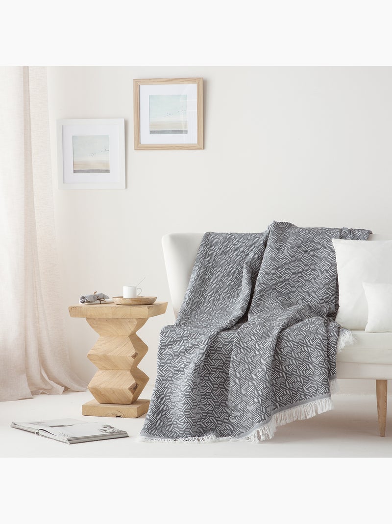Coperta tipo Plaid, tessuto strutturato in filato tinto, con frange - Gamusi Nero - Kiabi