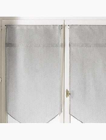 Coppia di tende trasparenti con bordatura in macramè a forma di cuori
