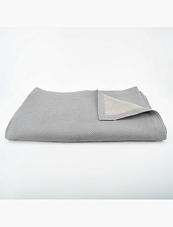 Copriletto in policotone jacquard di grande spessore